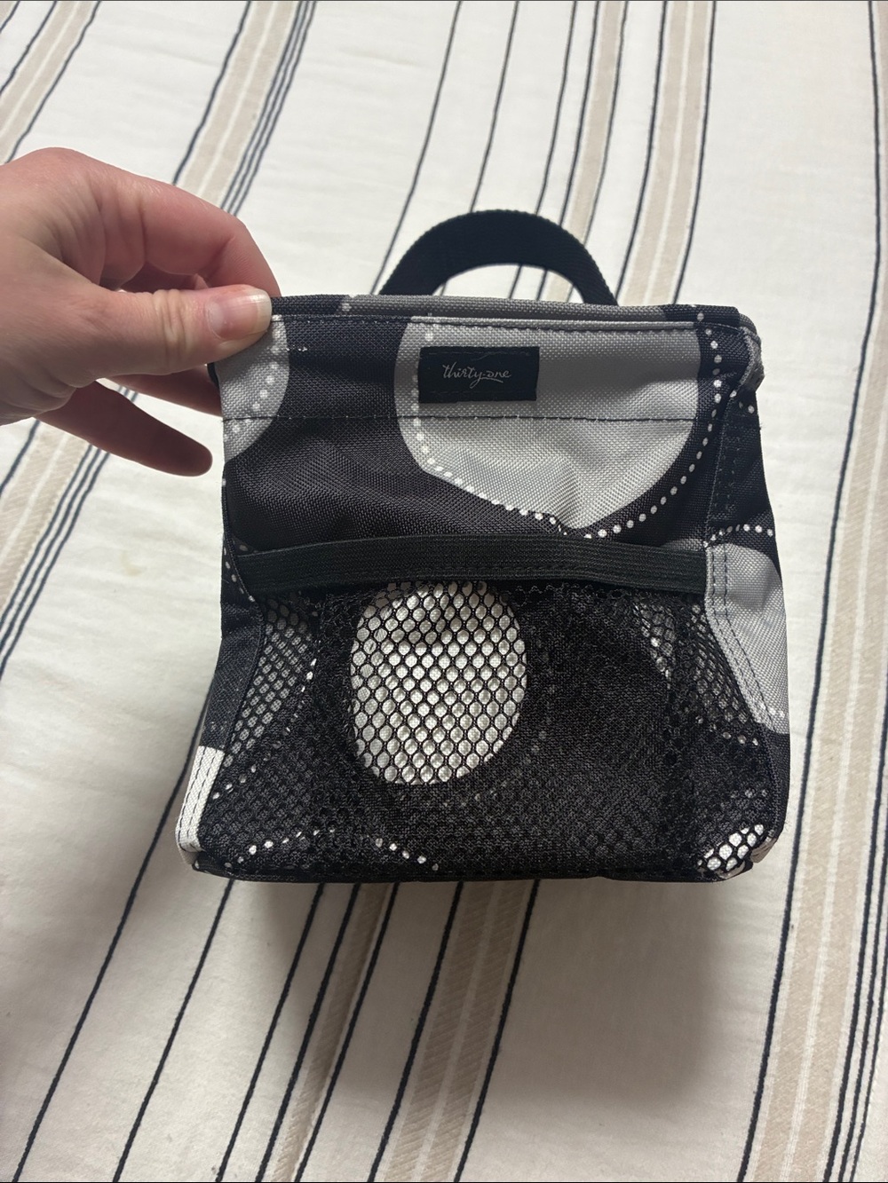 thirty-one Black & Gray Circles small bin